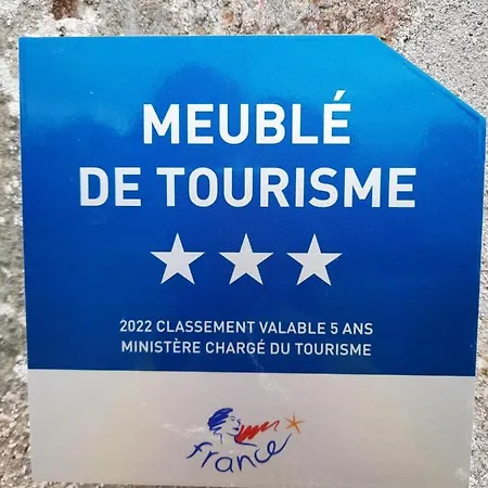 Chez Berthe بيت للعطل *